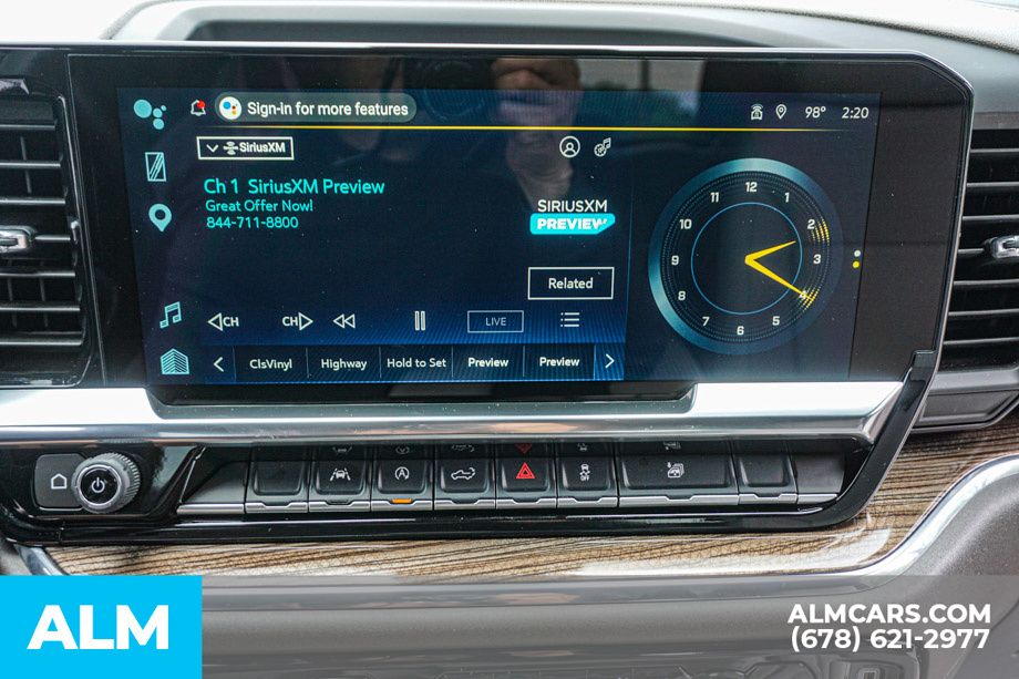 Used 2025 Black Chevrolet LT image 39