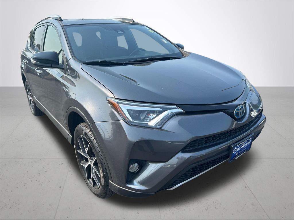 2018 Toyota RAV4 Hybrid SE