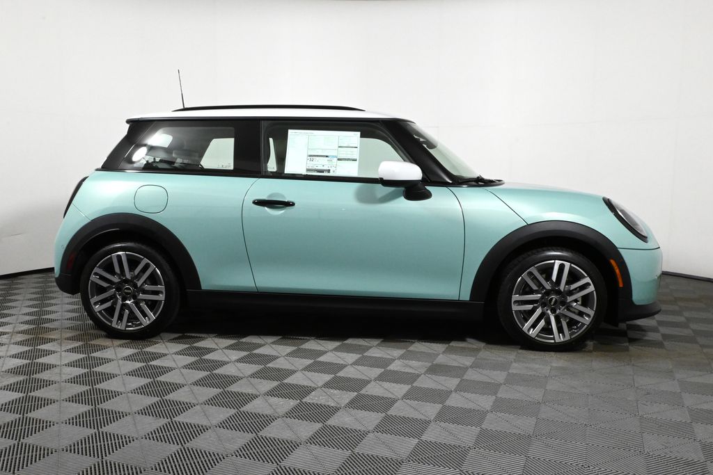 2025 MINI Cooper  8