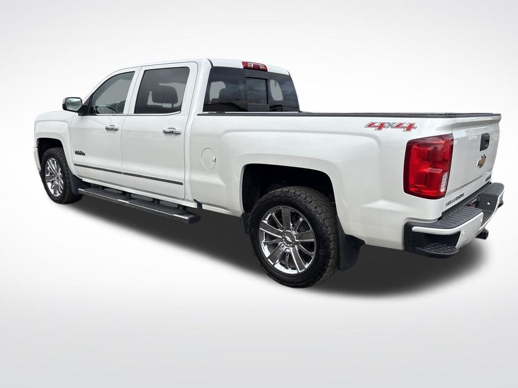 2017 Iridescent Pearl Tricoat Chevrolet Silverado 1500 High Country 4X4 Truck