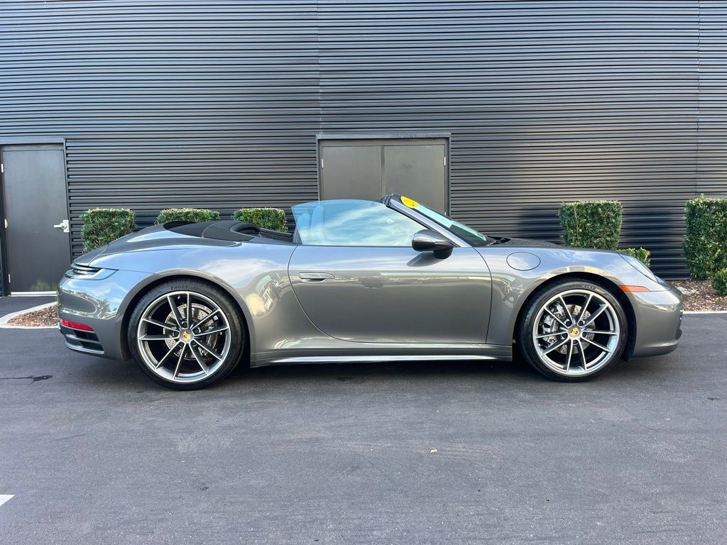 2020 Porsche 911 Carrera 4 8