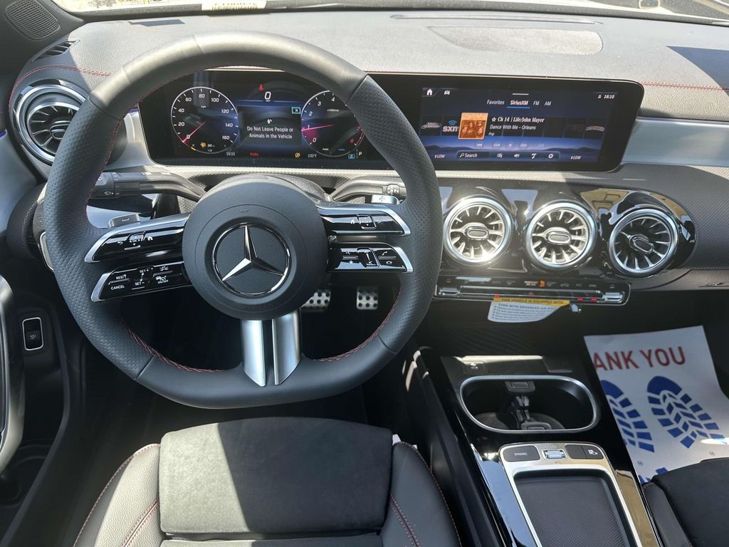 2025 Mercedes-Benz CLA 250 8
