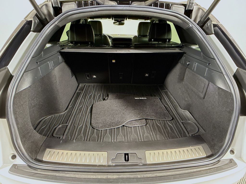 Thumbnail: 2019 Land Rover Range Rover Velar - 25