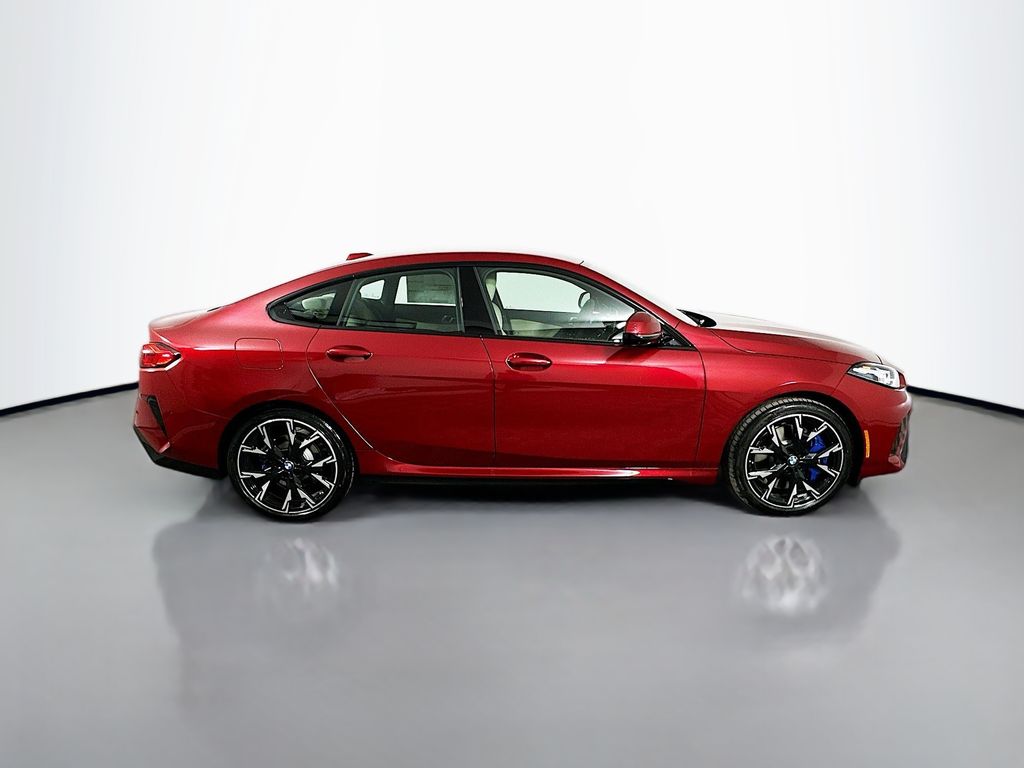 Thumbnail: 2026 BMW 2 Series - 4