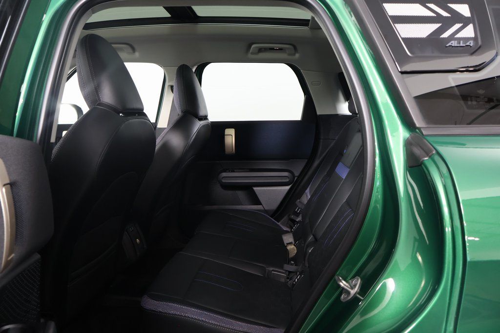 2025 MINI Cooper Countryman Signature 11