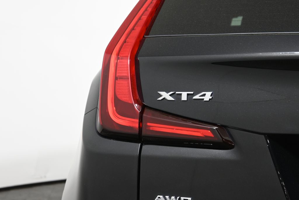 2022 Cadillac XT4 Premium Luxury 12