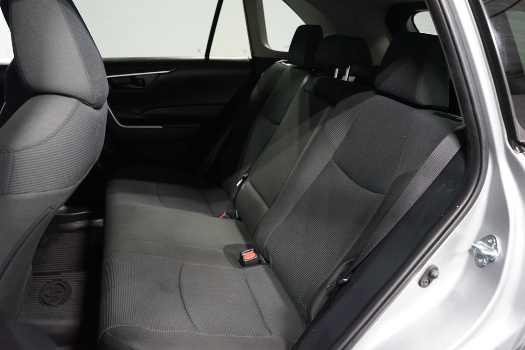 Thumbnail: 2025 Toyota RAV4 - 27