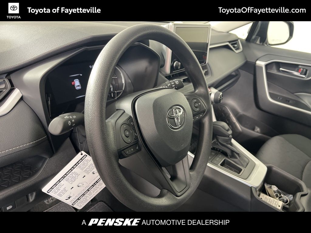 Thumbnail: 2025 Toyota RAV4 - 24
