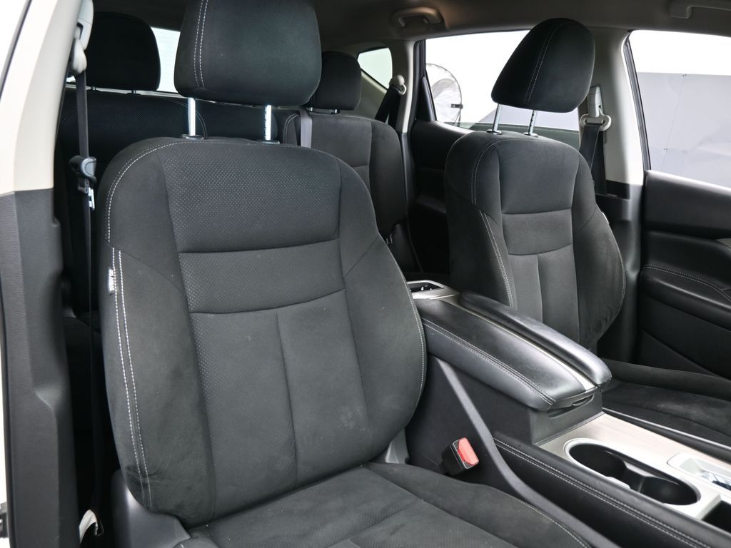 Used 2018 Pearl White Nissan S image 40