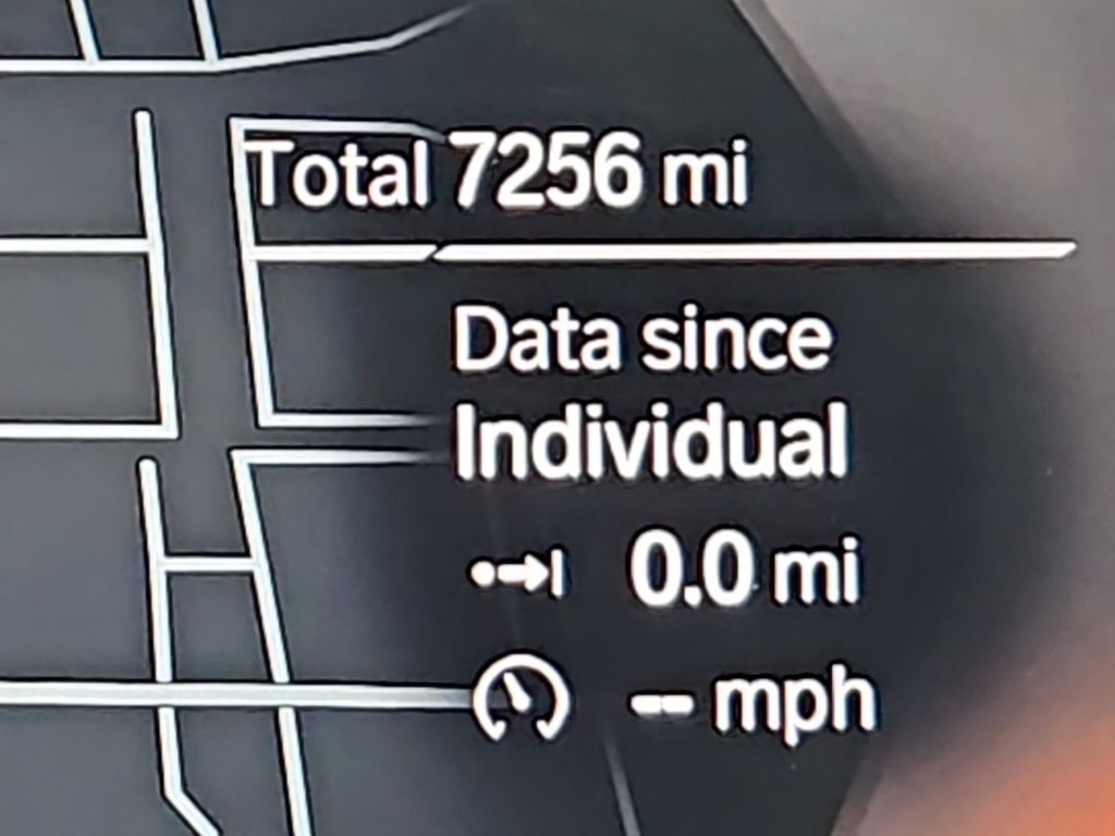 Thumbnail: 2025 BMW X4 - 31