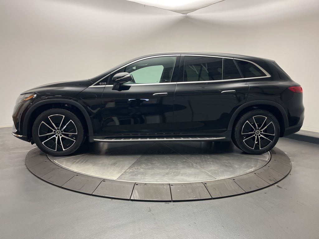 Thumbnail: 2023 Mercedes-Benz EQS - 4