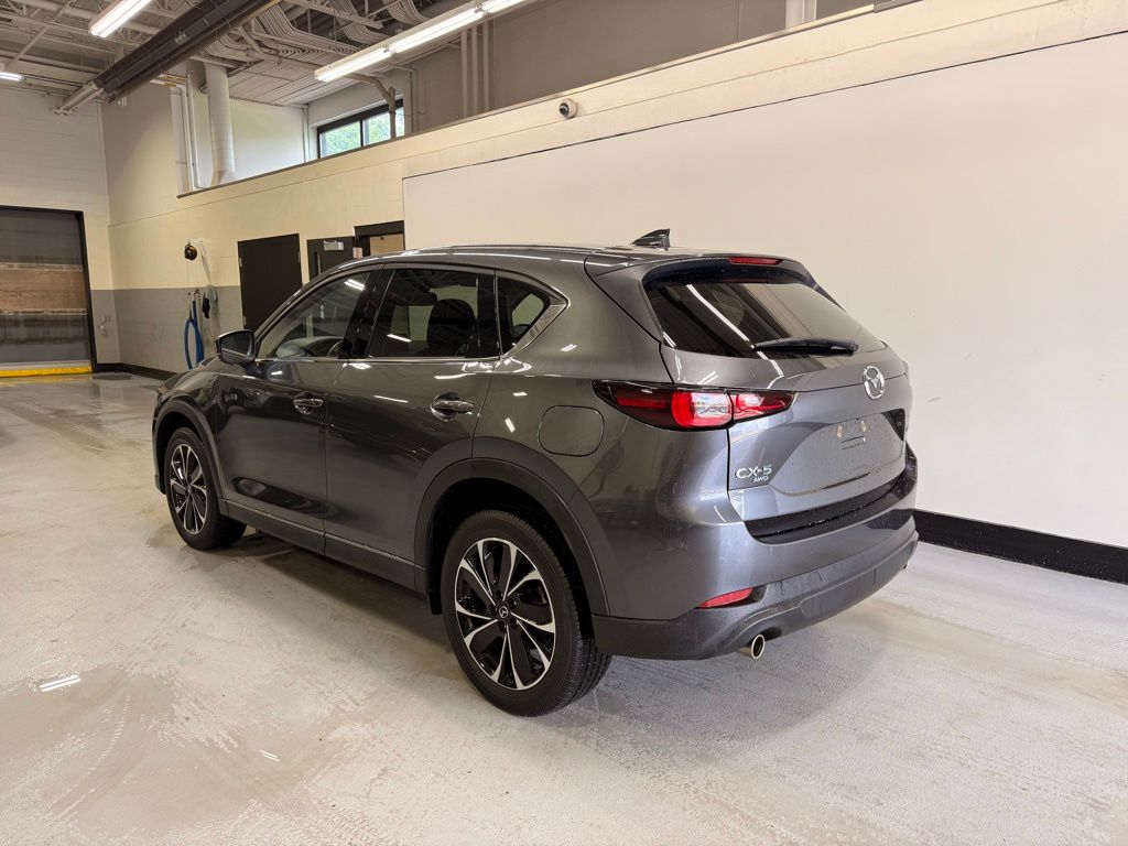 Thumbnail: 2022 Mazda CX-5 - 3