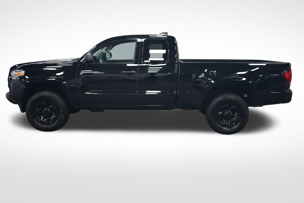 Thumbnail: 2021 Toyota Tacoma - 4