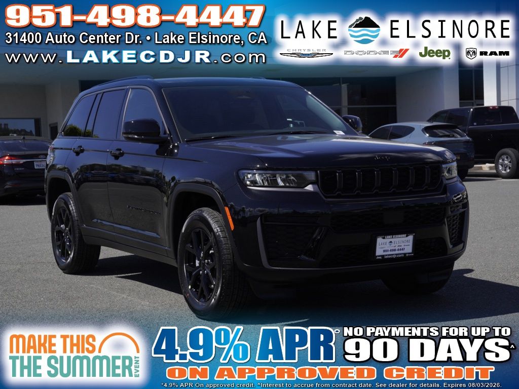 Diamond Black Crystal Pearlcoat 2026 Jeep Grand Cherokee SUV / Crossover Four-Wheel Drive 8-Speed Automatic