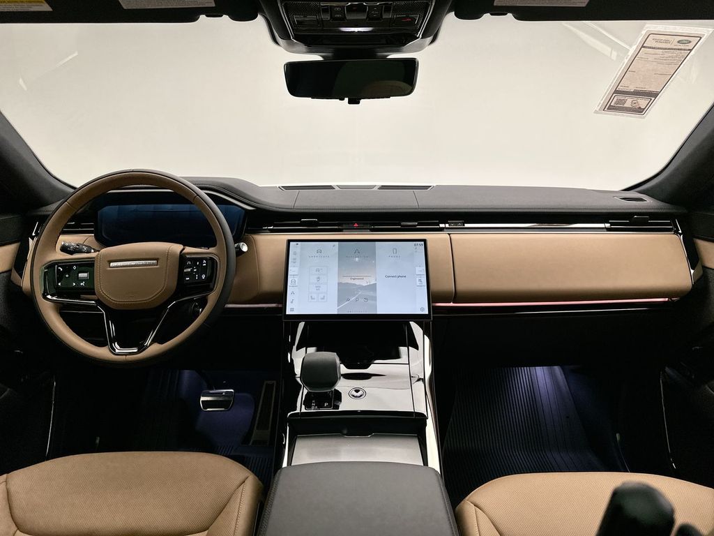 Thumbnail: 2025 Land Rover Range Rover Sport - 8