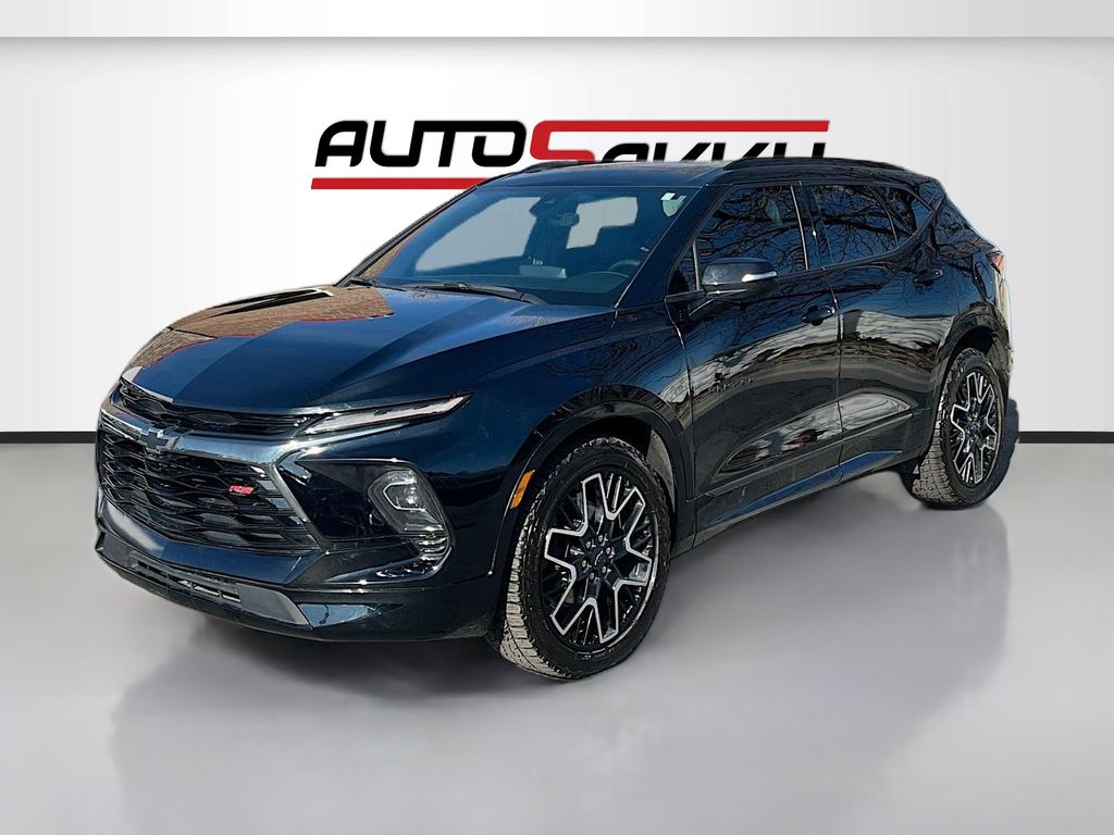 Used 2023 Black Chevrolet RS image 3