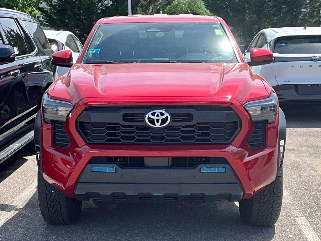 2024 Toyota Tacoma — photo 2