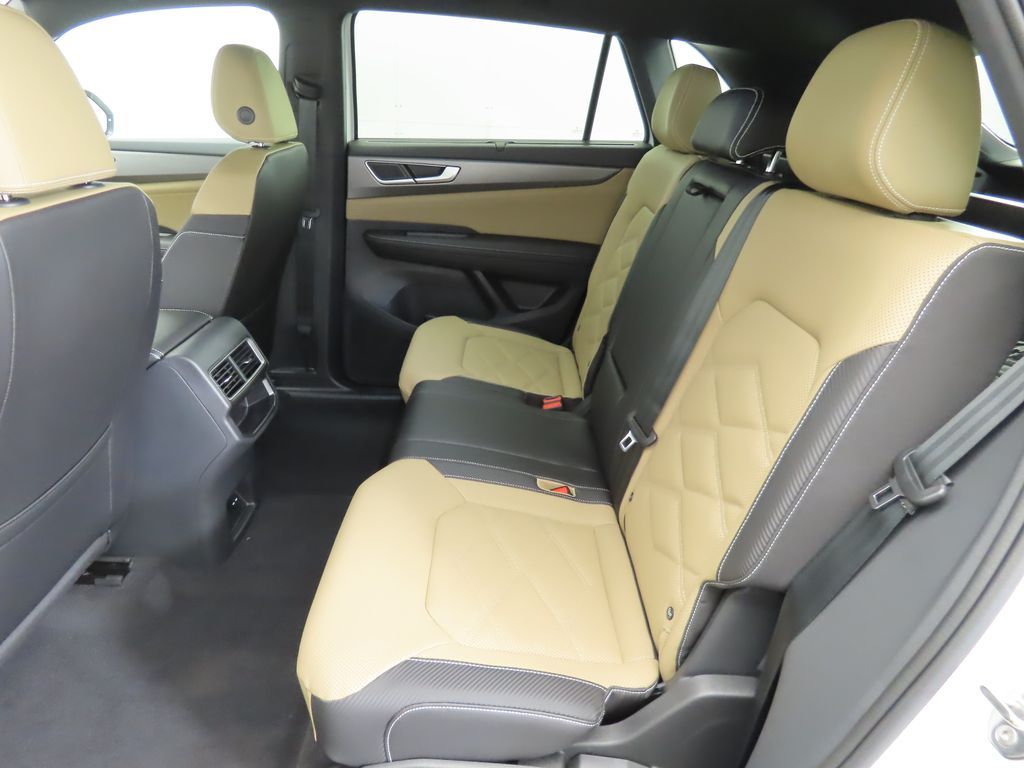 Thumbnail: 2026 Volkswagen Atlas - 21