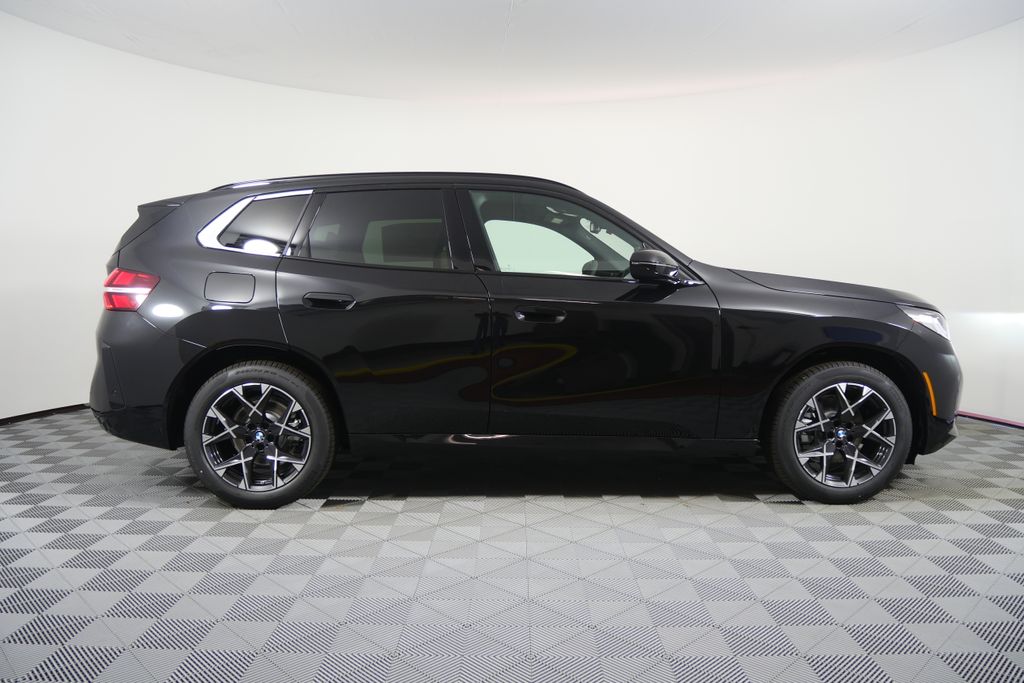Thumbnail: 2026 BMW X3 - 2