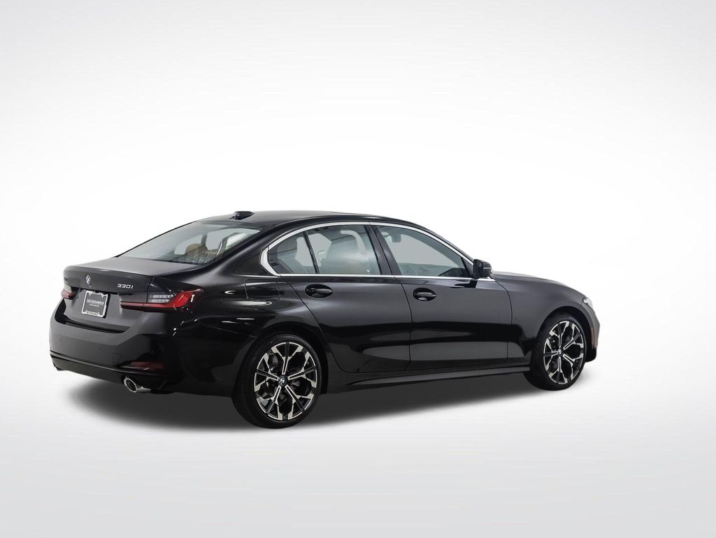 Thumbnail: 2025 BMW 3 Series - 5