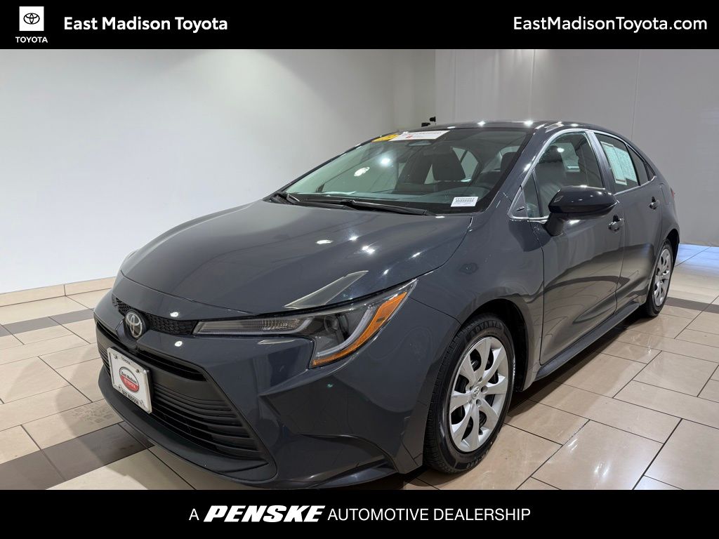 Thumbnail: 2023 Toyota Corolla - 1