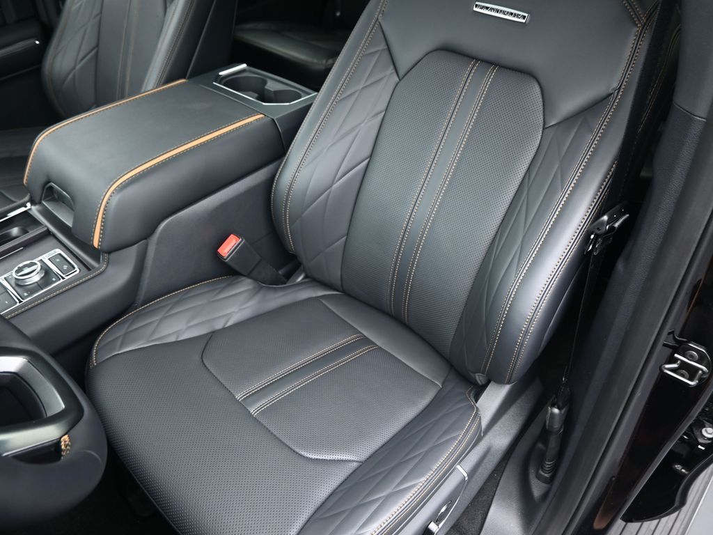 2024 Ford Expedition MAX Platinum