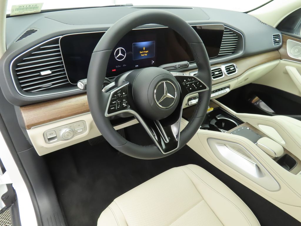 2025 Mercedes-Benz GLE 450 9