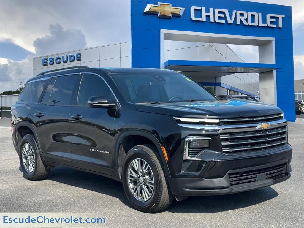 Mosaic Black Metallic 2026 Chevrolet Traverse SUV / Crossover Front-Wheel Drive 8-Speed Automatic