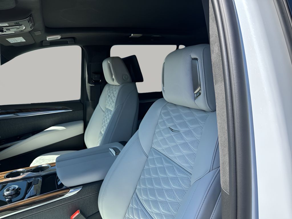 New 2026 White Cadillac Platinum Edition image 25