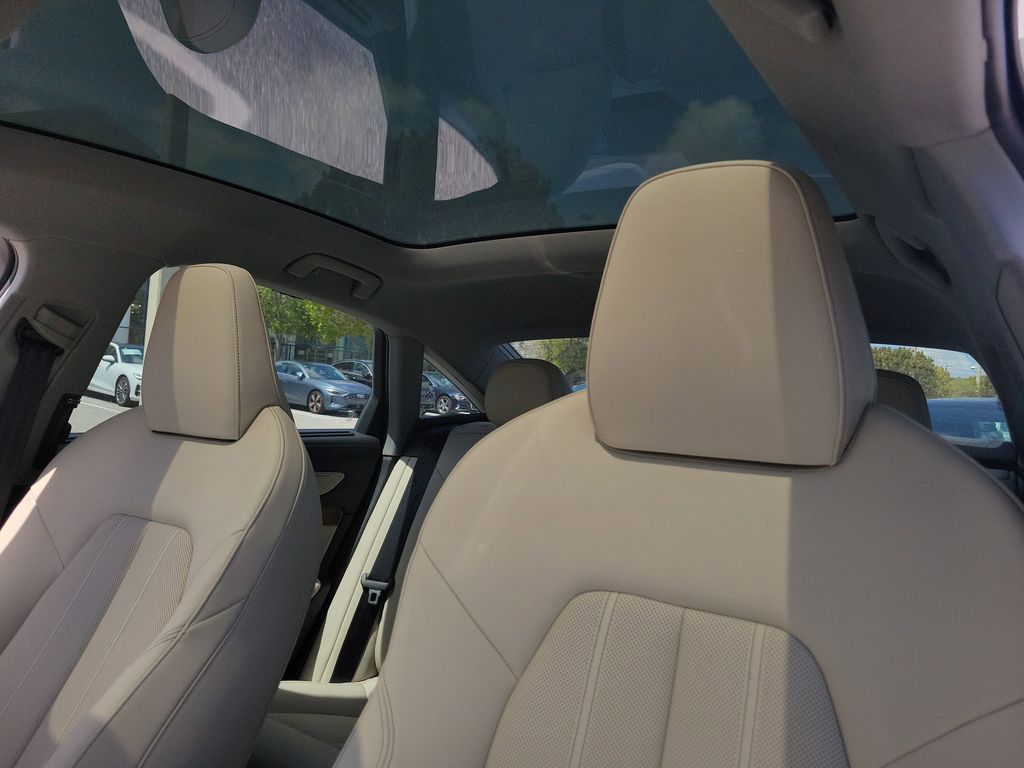 2026 Audi A6 Premium Plus - Photo 15