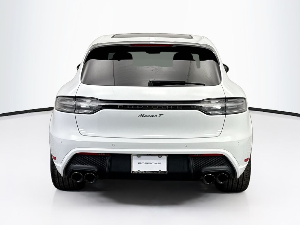 Thumbnail: 2026 Porsche Macan - 6