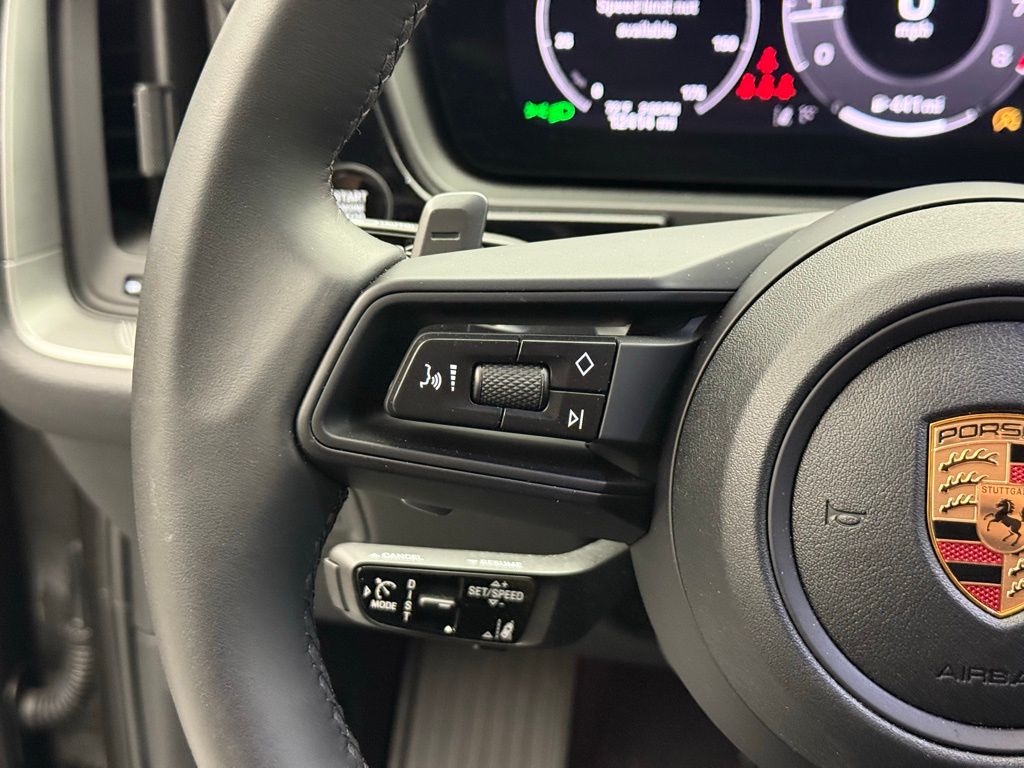2025 Porsche   15