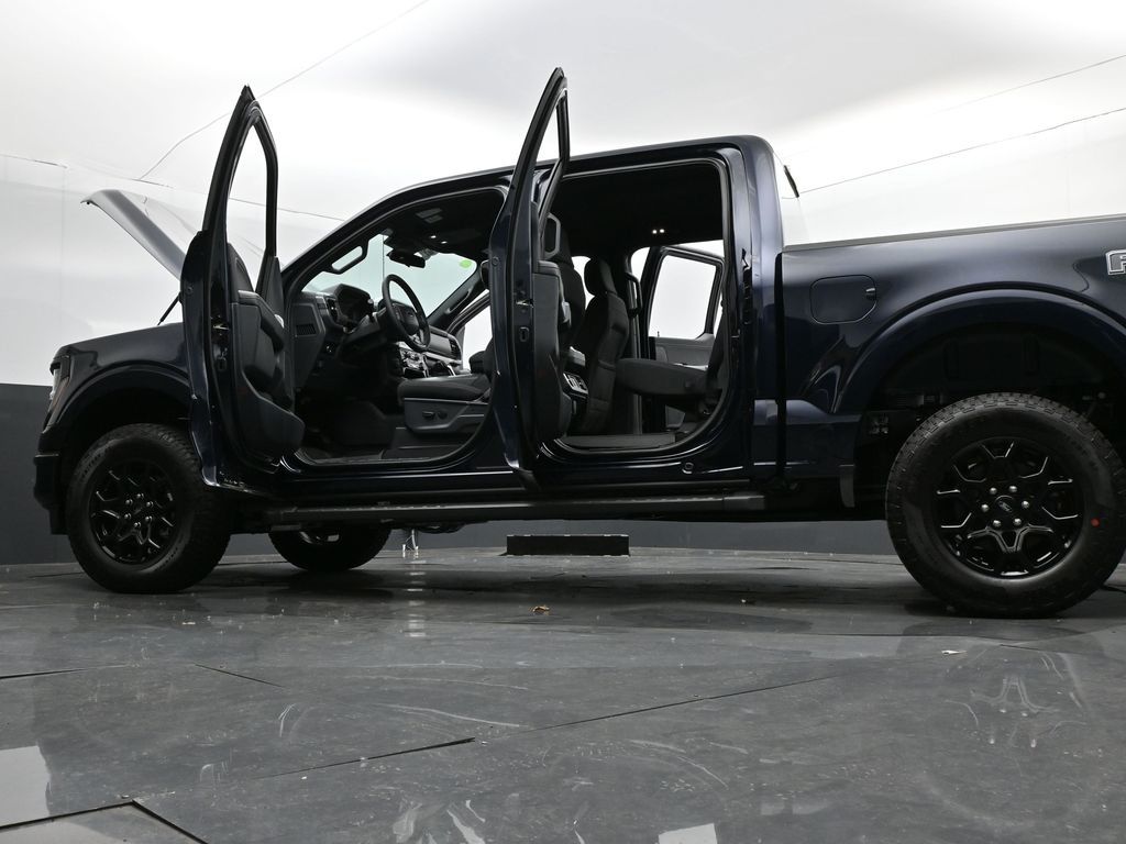 2026 Ford F-350 Super Duty LARIAT
