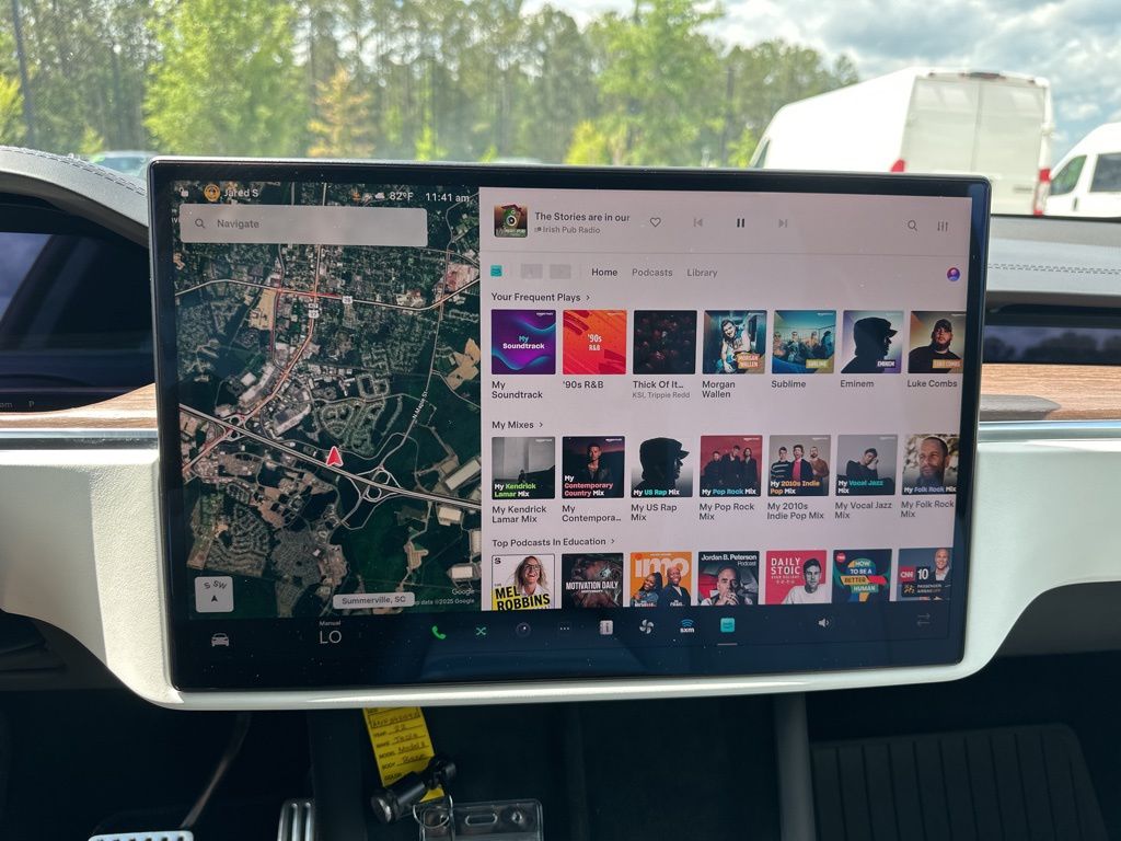 2022 Solid Black Tesla Model X Base AWD SUV