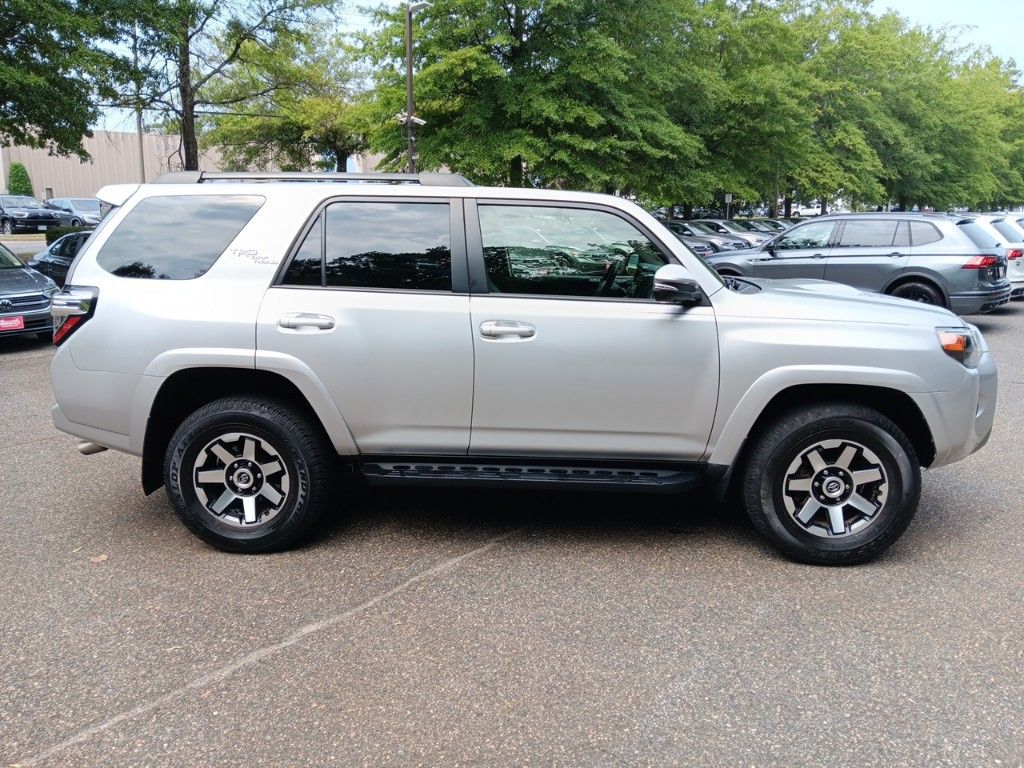 2022 Toyota 4Runner TRD Off-Road Premium 12