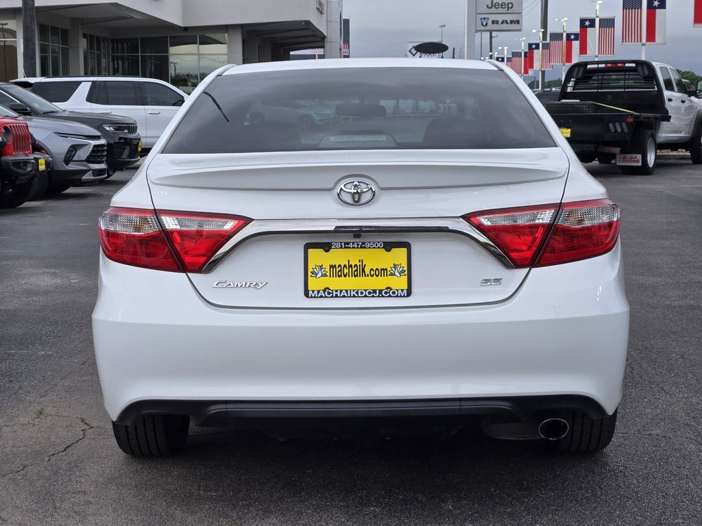 2017 Toyota Camry SE White at Gullo Toyota