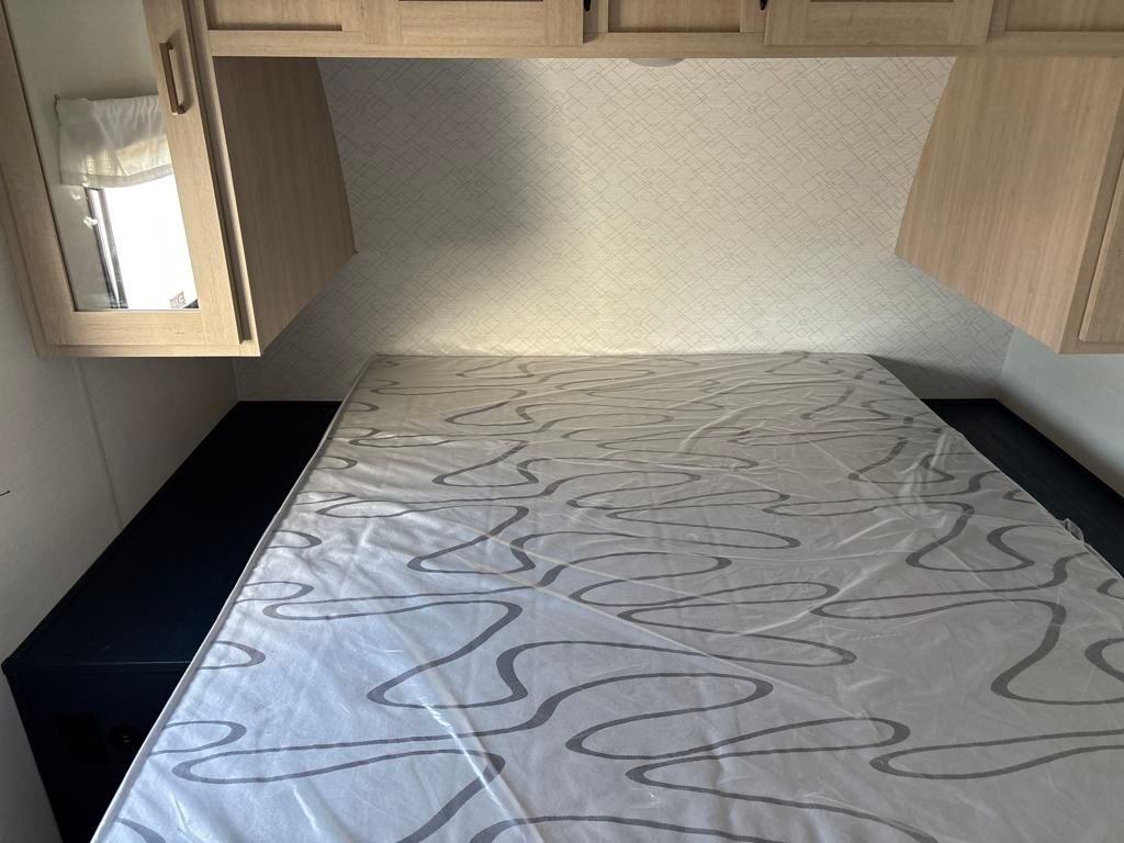 2025 Prime Time Avenger 27 RBS Travel Trailer