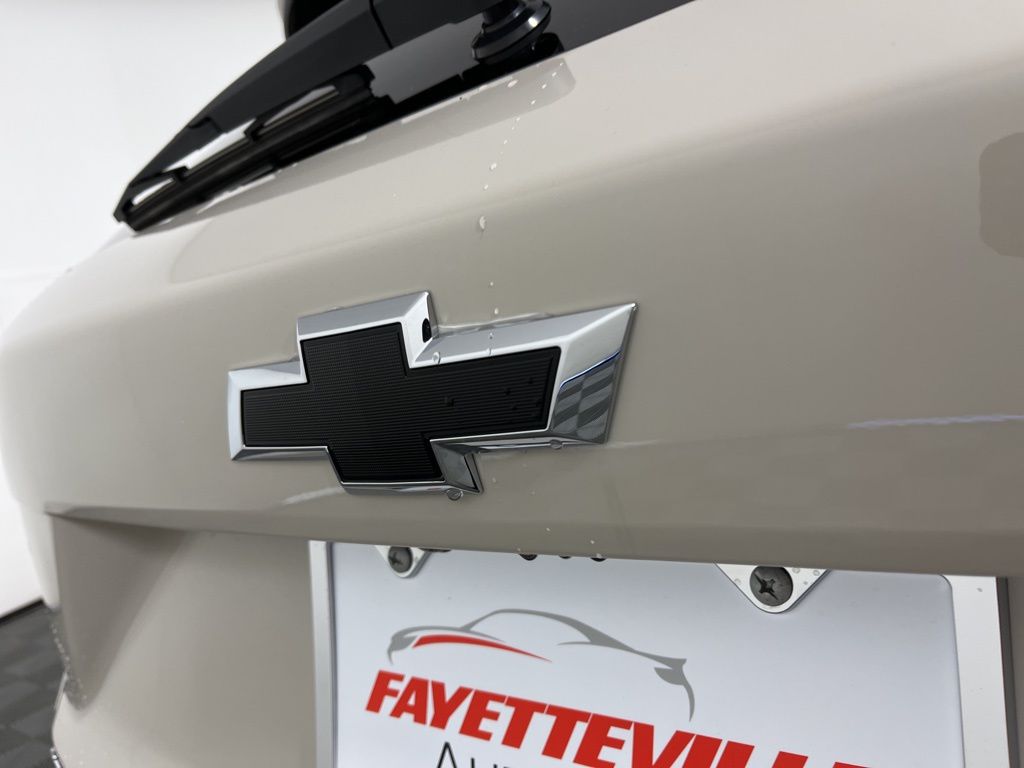 Thumbnail: 2026 Chevrolet Trax - 18