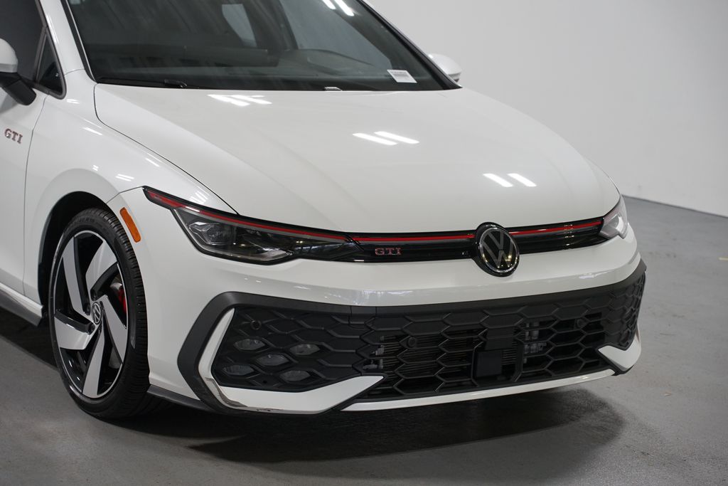 Thumbnail: 2025 Volkswagen Golf - 4