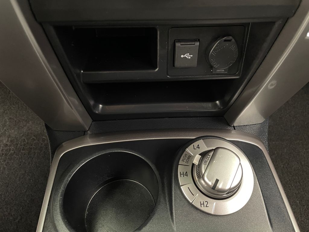 2023 Toyota 4Runner SR5 28