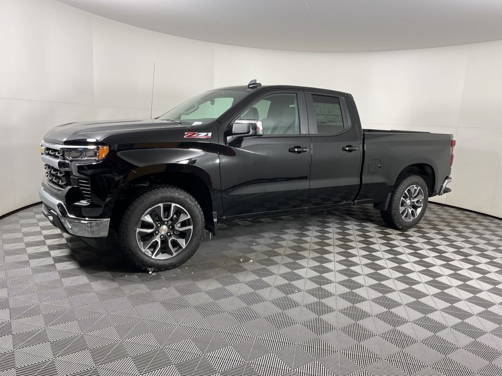 2025 Chevrolet Silverado 1500 LT 2