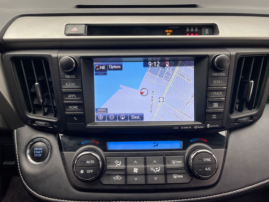 Thumbnail: 2017 Toyota RAV4 - 25