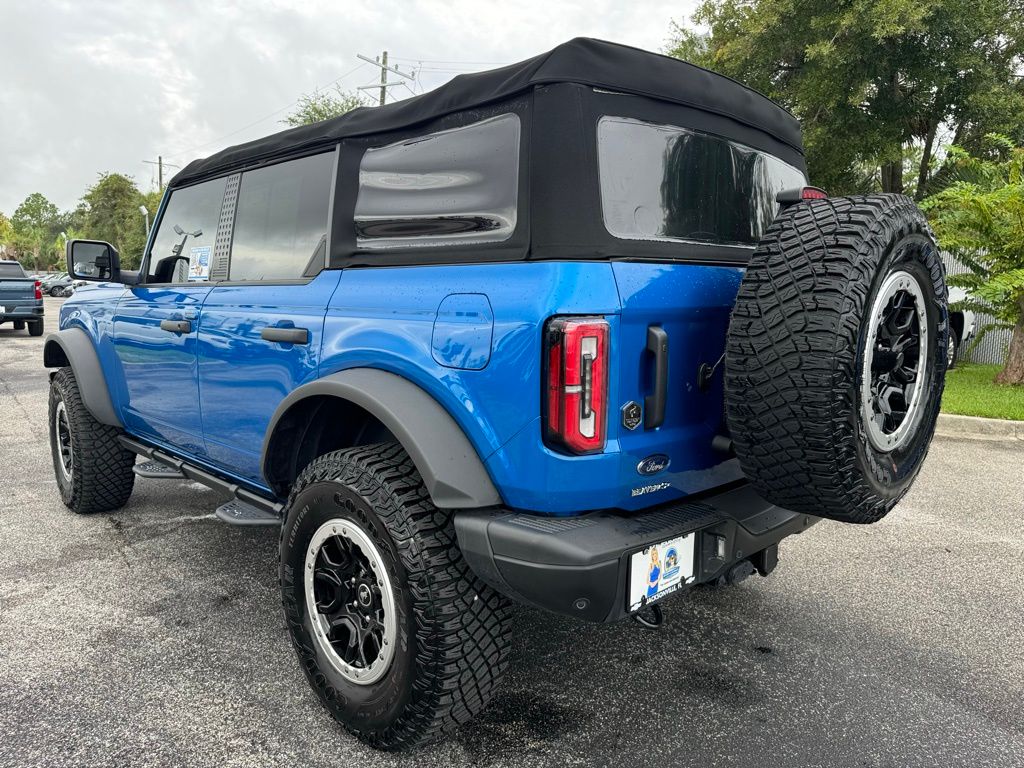 2022 Ford Bronco Black Diamond 6