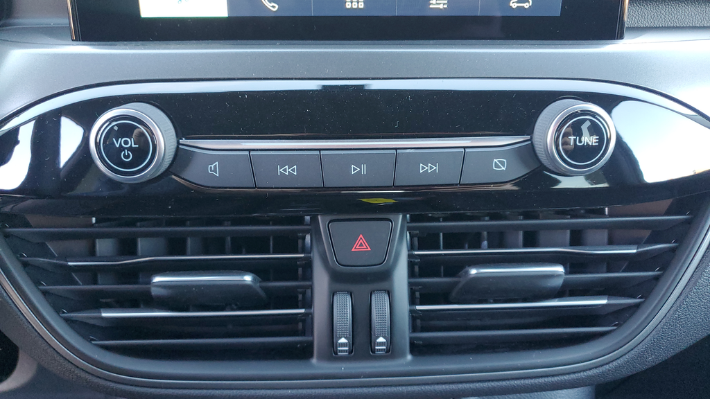 New 2026 Silver Ford Active image 25