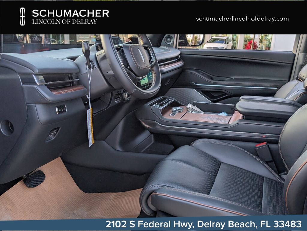 new 2026 Lincoln Navigator car, priced at $122,420