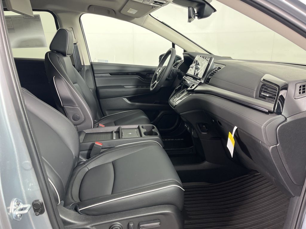 Thumbnail: 2026 Honda Odyssey - 8