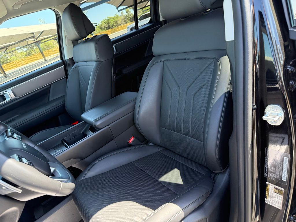 Thumbnail: 2025 Hyundai Santa Fe - 14