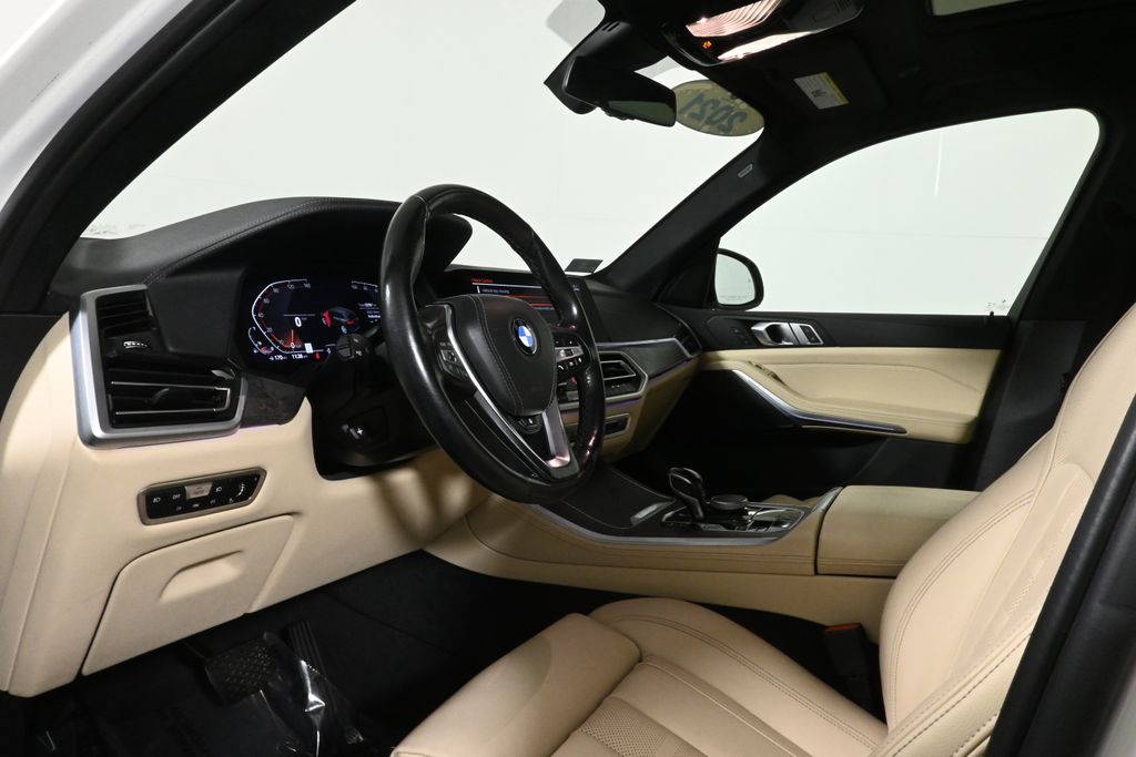 Thumbnail: 2021 BMW X5 - 14