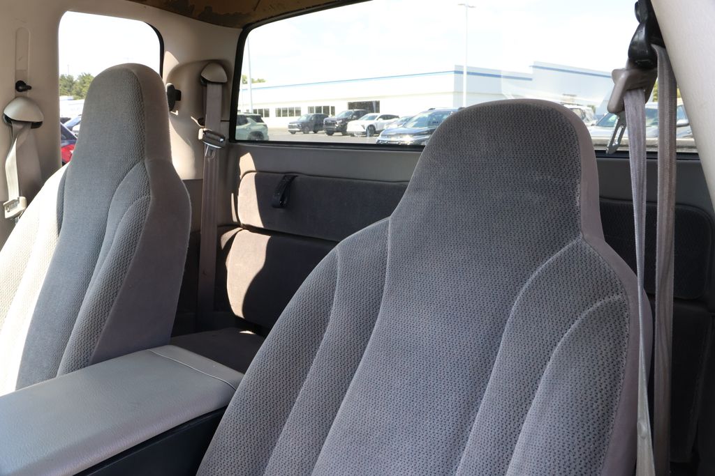 Thumbnail: 2002 Dodge Dakota - 13