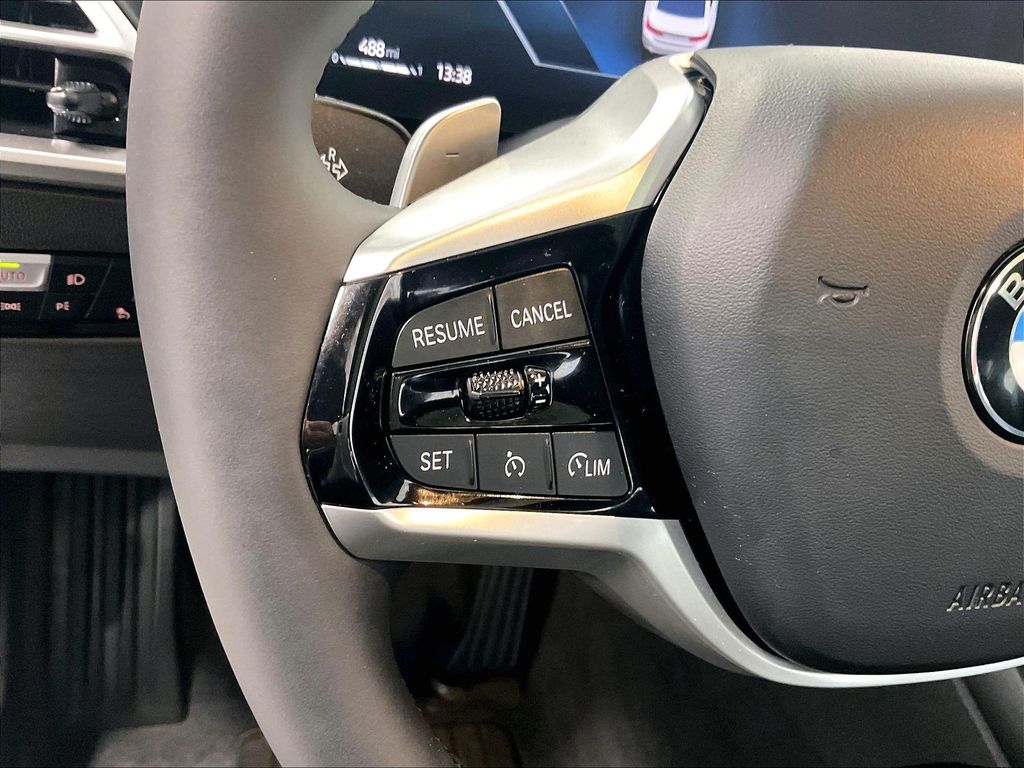 2026 BMW 3 Series — photo 23